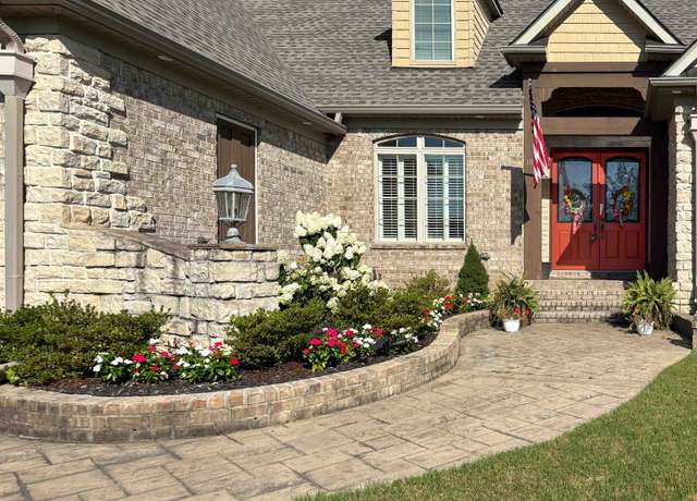 Property at 104 Lochmeade Dr, Atoka, TN 38004, 4 beds, 4.5 baths