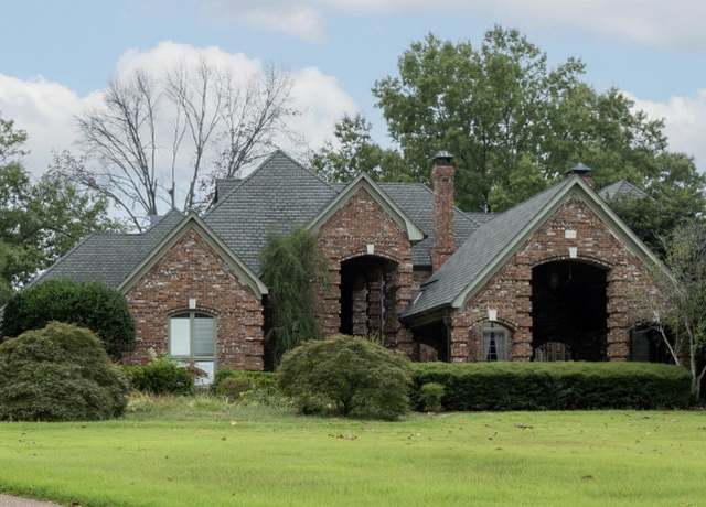 Property at 2745 Forest Hill-irene Rd, Germantown, TN 38139, 4 beds, 7 baths