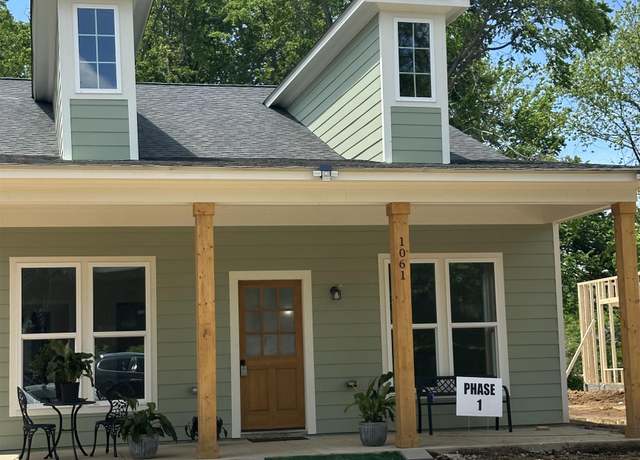 Property at 1061 Shaw Pl, Memphis, TN 38126, 4 beds, 2 baths