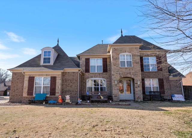 Property at 25 Meadow Terrace Dr, Oakland, TN 38060, 5 beds, 3 baths