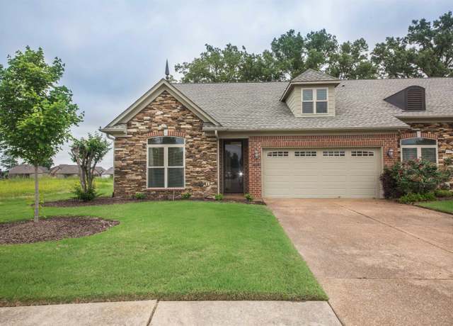 Property at 215 St Andrews Dr, Oakland, TN 38060, 3 beds, 2 baths