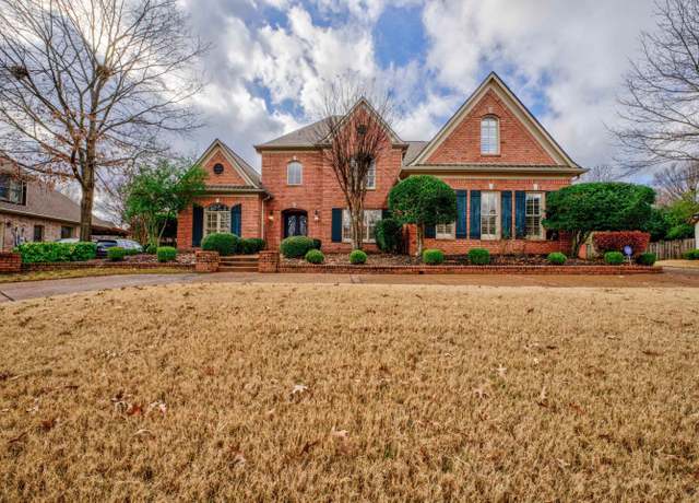 Property at 1715 Powell Run Cv, Collierville, TN 38017, 4 beds, 3.5 baths