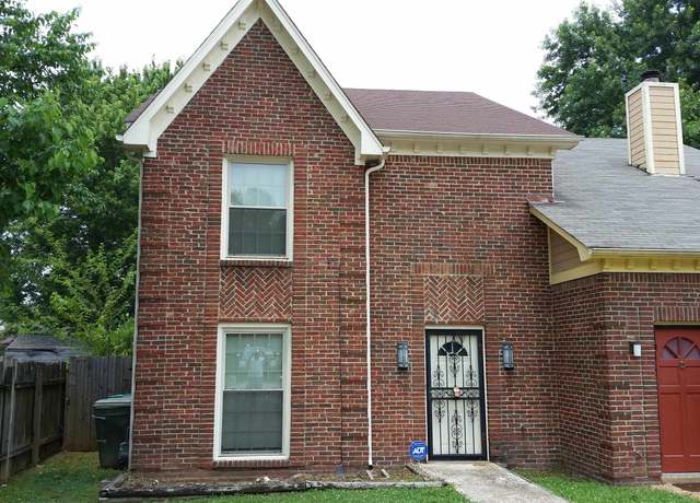 Property at 6240 Kirby Downs Dr, Memphis, TN 38115, 3 beds, 2.5 baths
