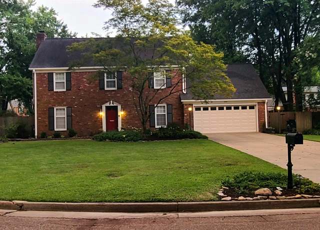Property at 7237 Creathwood Cv, Germantown, TN 38138, 4 beds, 2.5 baths