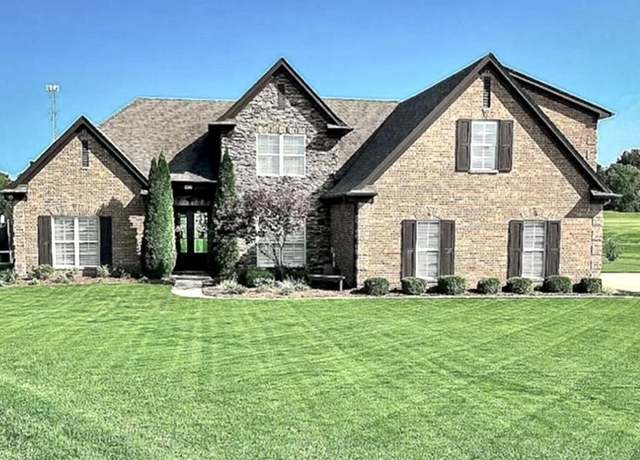 Property at 2392 Augusta Dr, Dyersburg, TN 38024, 5 beds, 3.5 baths