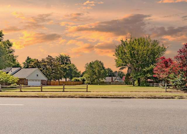 Property at 8697 Walnut Grove Rd, Memphis, TN 38018