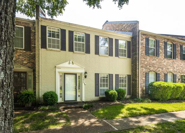 Property at 1836 Kimbrough Rd, Germantown, TN 38138, 3 beds, 2.5 baths