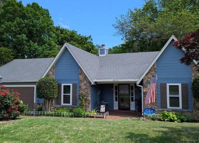 Property at 9373 Glen Birnie Ln, Lakeland, TN 38002, 3 beds, 2 baths