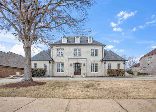 Property at 1065 Summer Springs Rd, Collierville, TN 38017, 5 beds, 4.5 baths