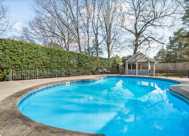 Property at 9615 Spring Hollow Cv, Germantown, TN 38139, 5 beds, 5 baths