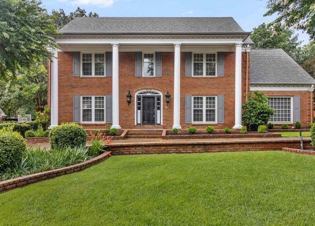 Property at 9615 Spring Hollow Cv, Germantown, TN 38139, 6 beds, 5 baths