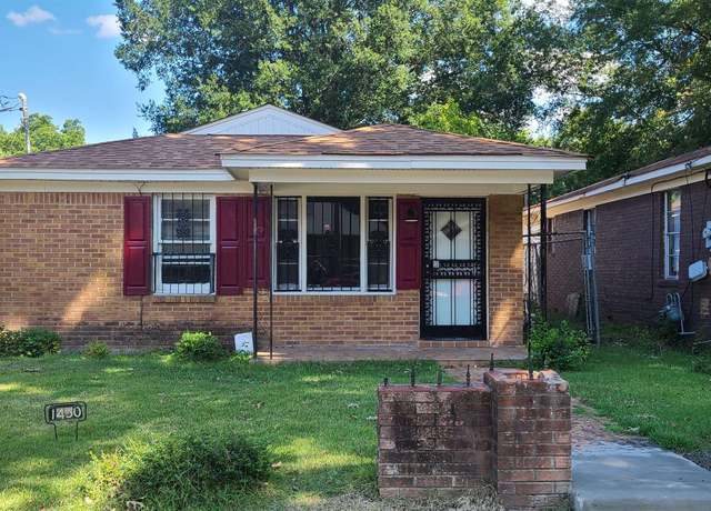 Property at 1450 Lambert St, Memphis, TN 38108, 3 beds, 1 bath