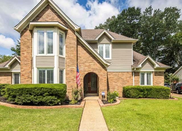 Property at 2019 Kostka Ln, Germantown, TN 38139, 4 beds, 3.5 baths
