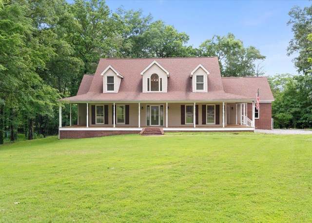 Property at 65 Oak Meadow Cv, Somerville, TN 38068, 4 beds, 3 baths