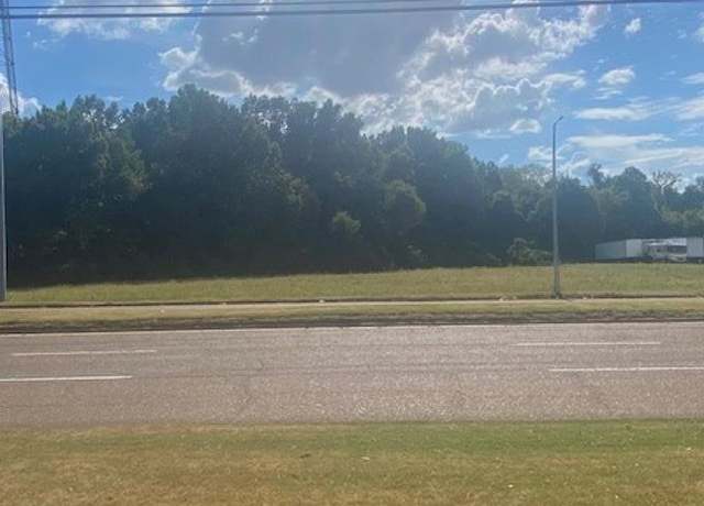 Property at 4425 S Mendenhall Rd, Memphis, TN 38141