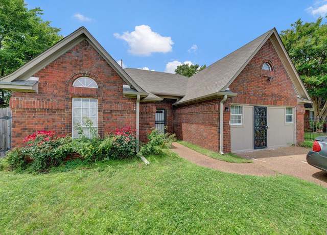 Property at 4319 Cleopatra Cv S, Memphis, TN 38128, 3 beds, 2 baths