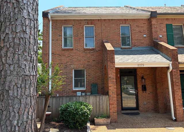 Property at 2275 Edgewood Cv #2275, Memphis, TN 38104, 2 beds, 2.5 baths