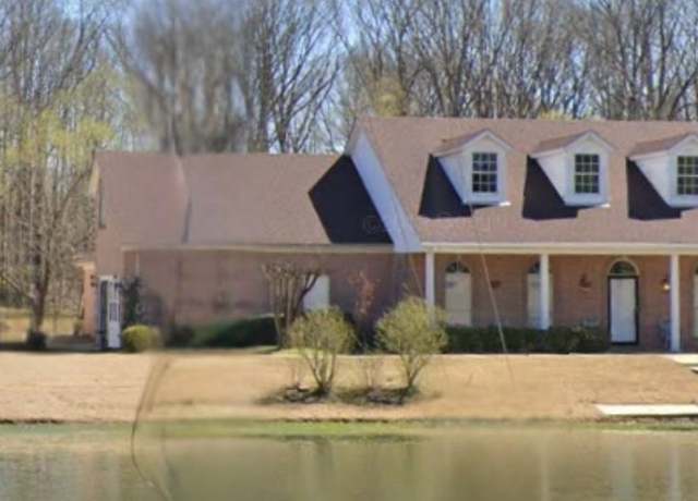 Property at 4740 Dustin Place Dr, Southaven, MS 38671, 8 beds, 5 baths