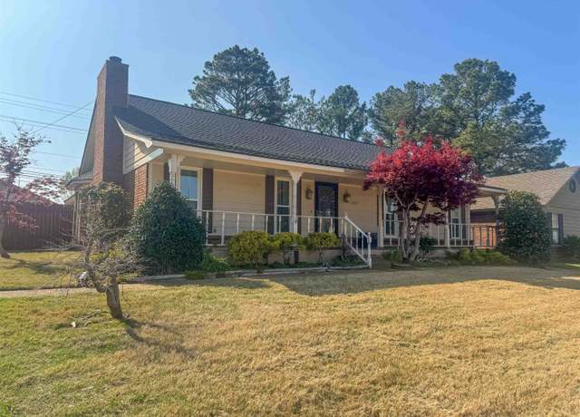 Property at 449 W Regis Pl W, Memphis, TN 38018, 3 beds, 2 baths
