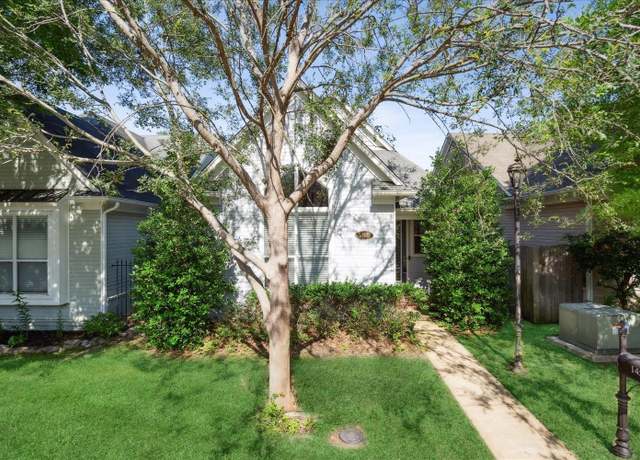 Property at 1455 Island Town Cv, Memphis, TN 38103, 4 beds, 2 baths