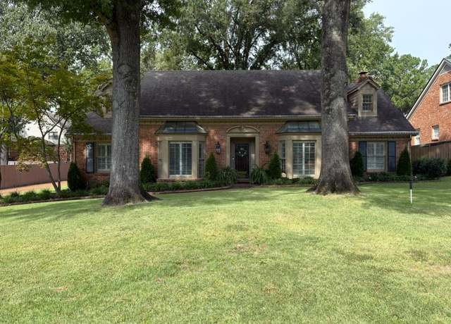 Property at 2949 Meadow Wood Cv, Germantown, TN 38138, 5 beds, 3 baths