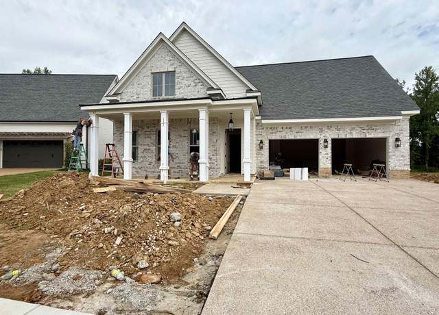 Property at 65 Magnolia Ridge Dr, Rossville, TN 38066, 3 beds, 3 baths