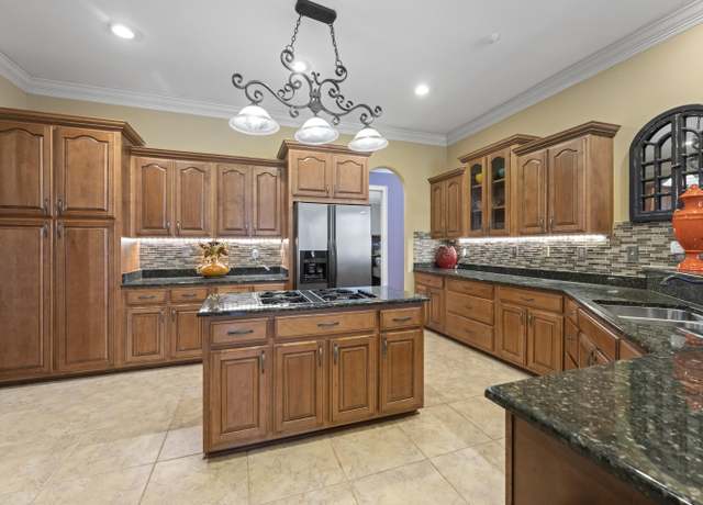 Property at 11095 Latting Rd, Eads, TN 38028, 5 beds, 4.5 baths