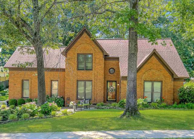 Property at 2025 Mt. Badon Ln, Cordova, TN 38016, 3 beds, 2.5 baths