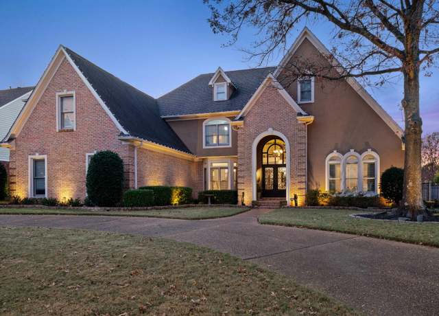 Property at 595 Kenrose St, Collierville, TN 38017, 4 beds, 3.5 baths