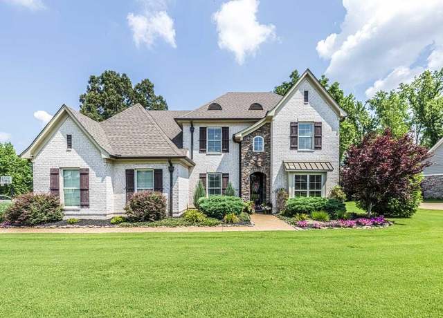 Property at 310 Wooten Oaks Cir, Munford, TN 38058, 5 beds, 3 baths