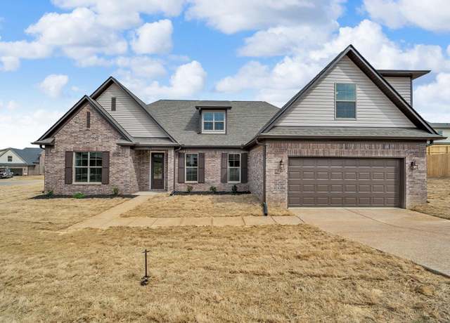 Property at 152 Pritchett Cv, Munford, TN 38058, 4 beds, 3 baths