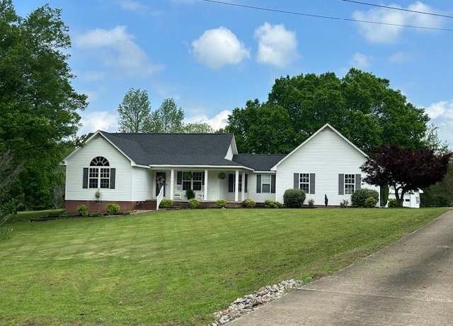 Property at 130 Tree Canopy Cv, Savannah, TN 38372, 3 beds, 2 baths
