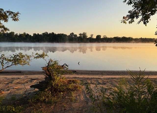 Property at 95B 95C Prairie Land Dr, Savannah, TN 38372
