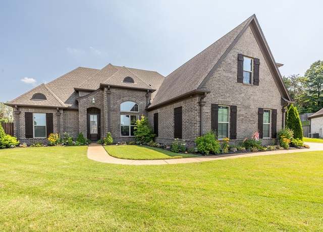 Property at 3637 Ballard Dr, Bartlett, TN 38133, 5 beds, 3 baths