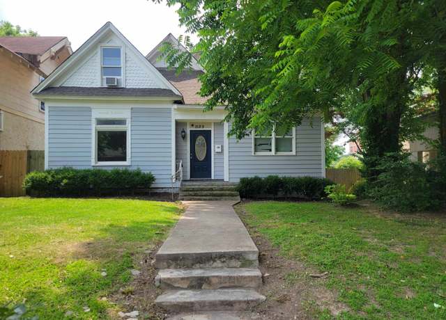 Property at 1589 Court Ave, Memphis, TN 38104, 4 beds, 3 baths