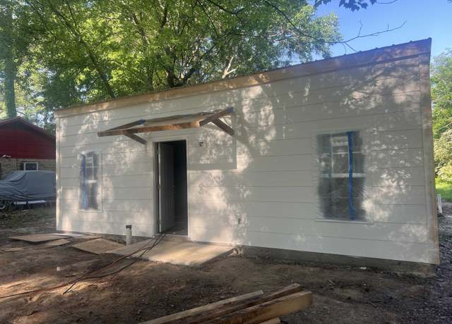 Property at 3285 Baskin St, Memphis, TN 38127, 4 beds, 2 baths