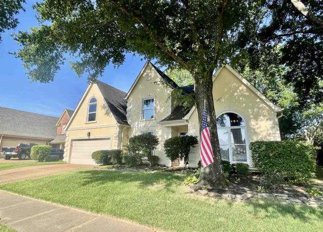 Property at 83 Mccall Dr, Collierville, TN 38017, 4 beds, 2.5 baths
