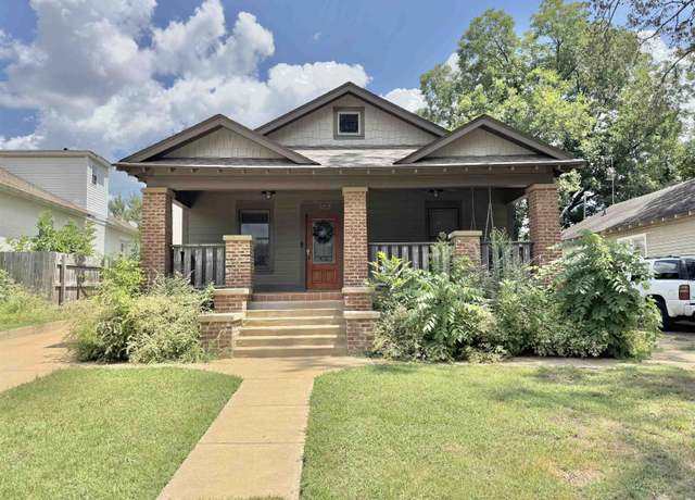 Property at 1028 Bruce St, Memphis, TN 38104, 3 beds, 2 baths