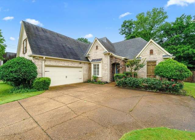 Property at 1655 Newton Oak Cir W, Memphis, TN 38117, 4 beds, 2 baths