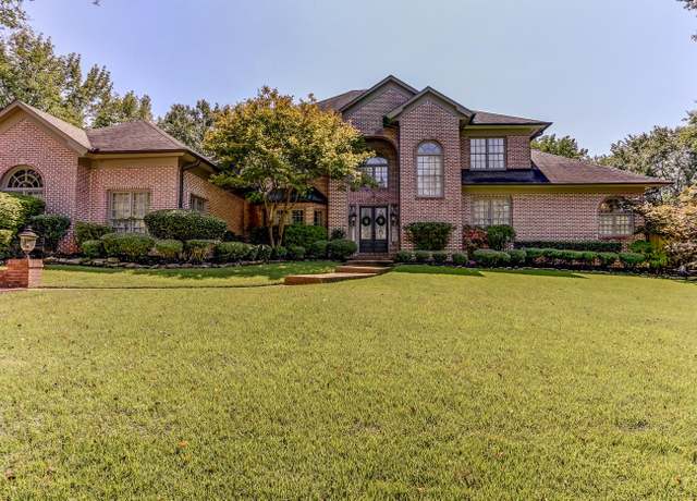 Property at 9470 Riveredge Dr, Memphis, TN 38018, 4 beds, 4.5 baths