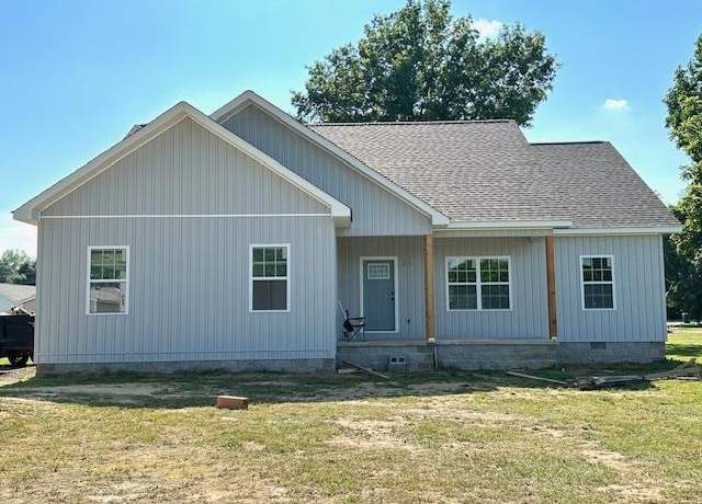 Property at 70 Red Fern Cv, Savannah, TN 38372, 3 beds, 2 baths