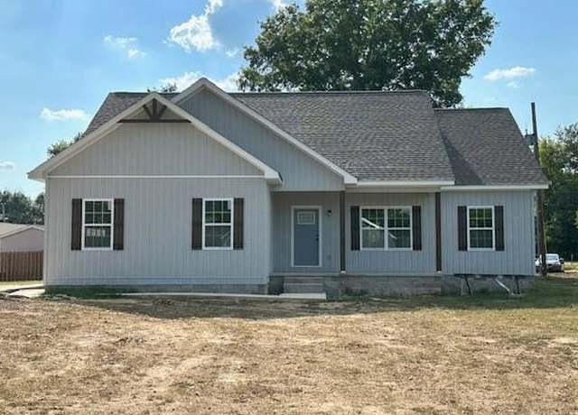 Property at 70 Red Fern Cv, Savannah, TN 38372, 3 beds, 2 baths