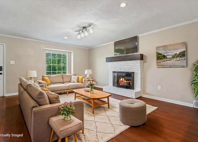 Property at 1867 Jefferson Ave #1867, Memphis, TN 38104, 2 beds, 2.5 baths