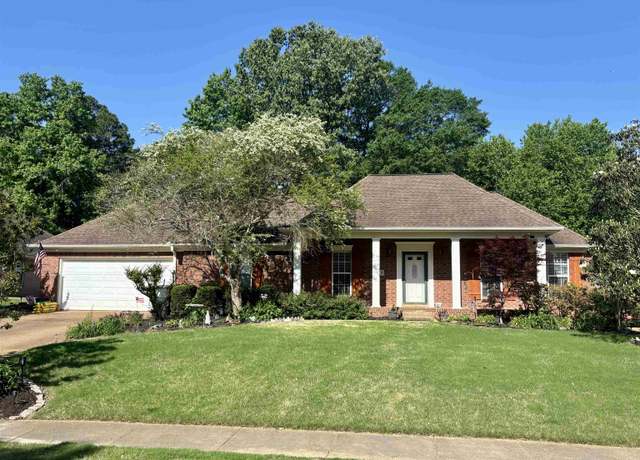 Property at 339 Bradford Trl, Collierville, TN 38017, 3 beds, 2.5 baths