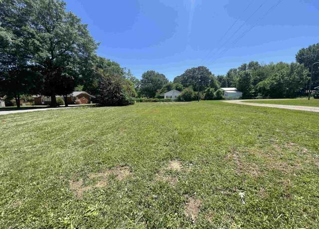 Property at 710 Main St E, Savannah, TN 38372