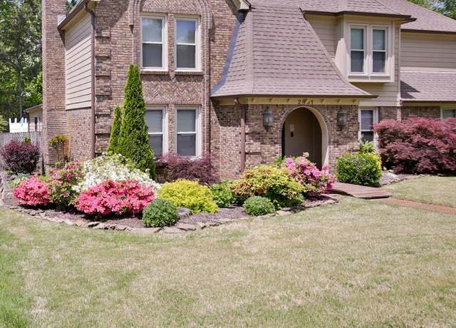 Property at 2851 Aspen Glade Cv, Memphis, TN 38016, 3 beds, 2.5 baths
