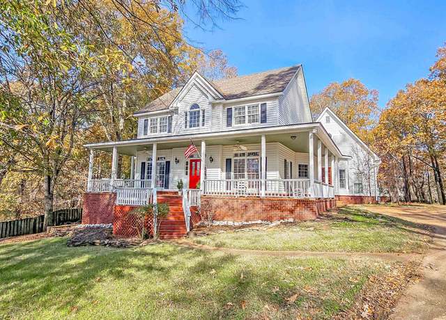 Property at 5712 Chester St, Arlington, TN 38002, 5 beds, 3.5 baths