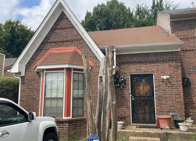 Property at 4233 Cedartree Dr, Memphis, TN 38141, 2 beds, 2.5 baths