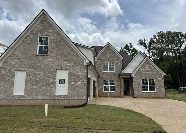 Property at 10147 Conner Field Ln, Lakeland, TN 38002, 5 beds, 3 baths