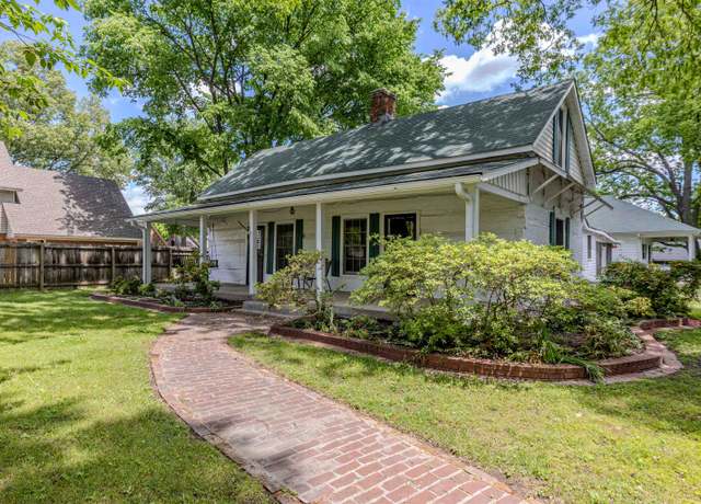 Property at 3292 Sycamore View Dr, Bartlett, TN 38134, 6 beds, 3 baths